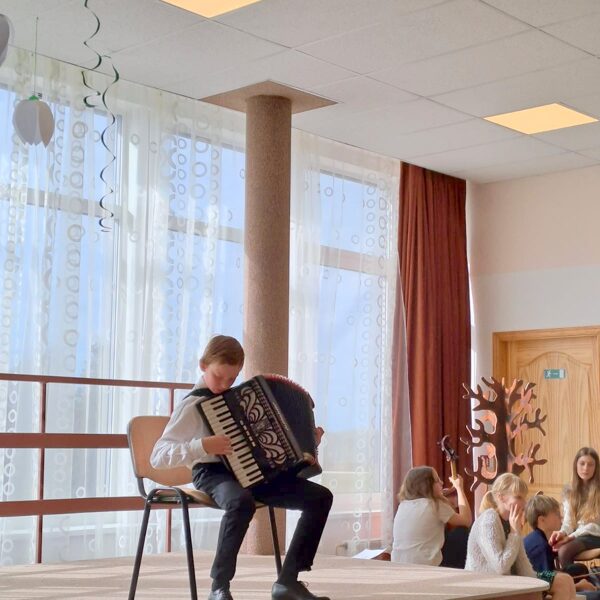 Akordeona solo Daniela Vaska izpildījumā
