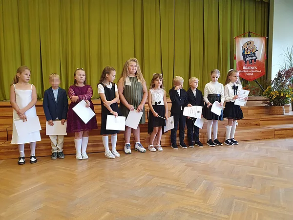 Mākslas nodaļas jaunie audzēkņi